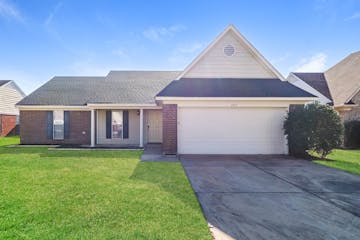 2419 Lasonya Ln HORN LAKE, MS 38637